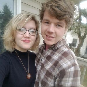 Meet your Posher, Riley